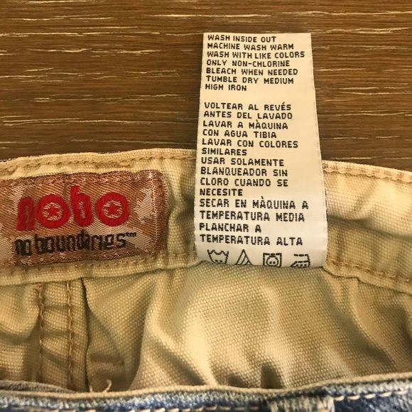 No Boundaries Bermuda cut off Blue Jean shorts - Picture 3 of 4